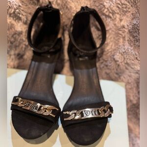 Jeffrey Campbell Malice Heels size 9
Used like new